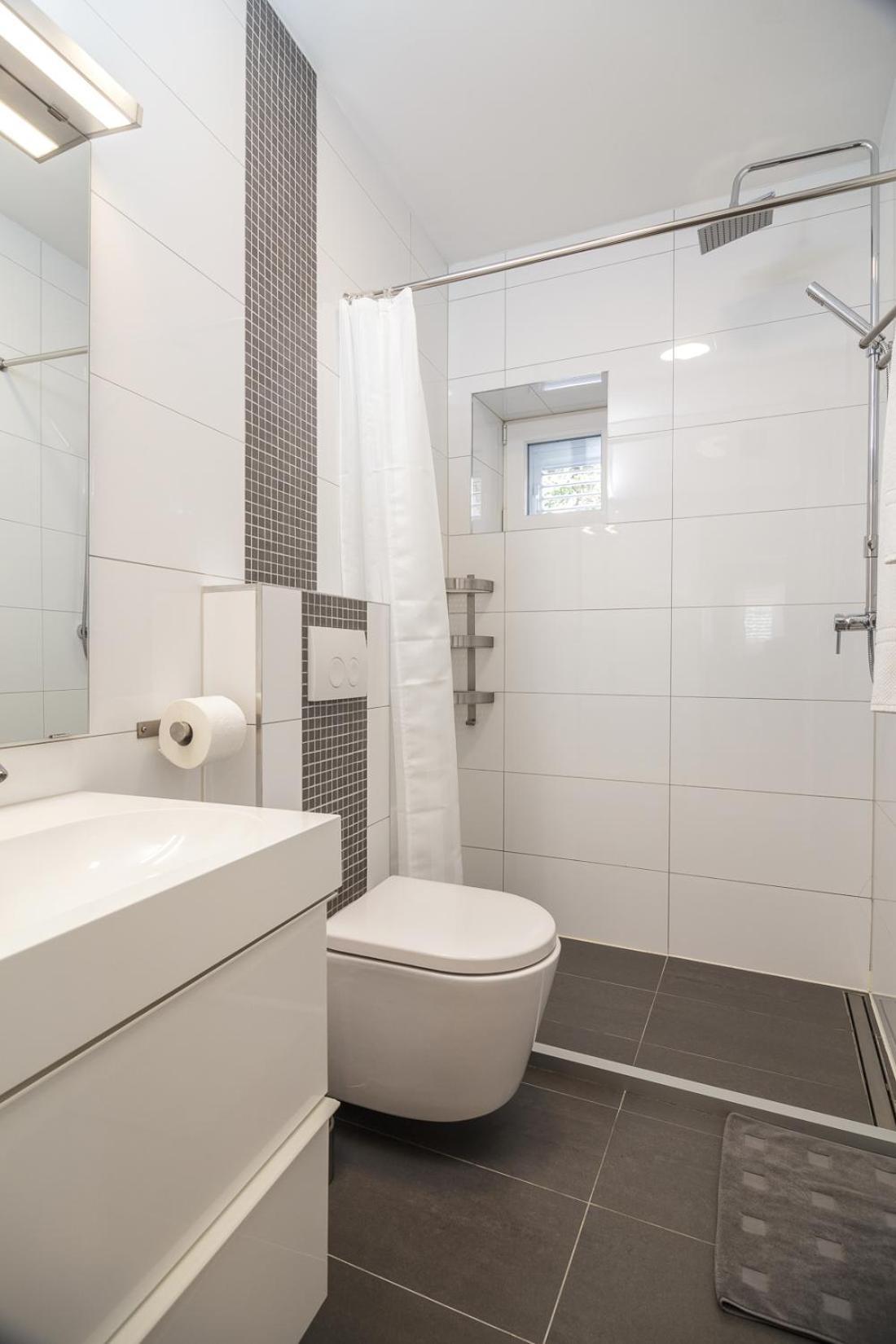 Holiday Home Aspalathos - With Free Parking, Near The Beach, A Few Minutes' Walking Distance To The Unesco Palace Split Exteriör bild