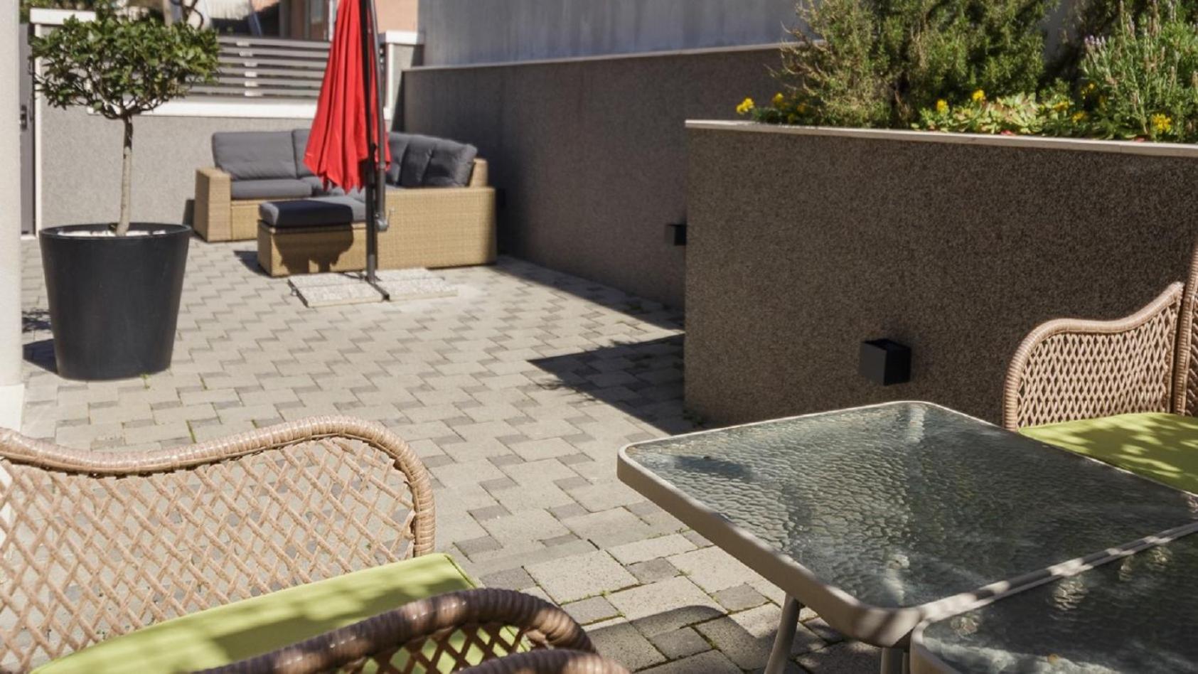 Holiday Home Aspalathos - With Free Parking, Near The Beach, A Few Minutes' Walking Distance To The Unesco Palace Split Exteriör bild