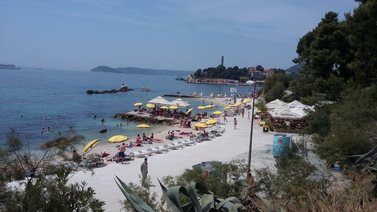 Holiday Home Aspalathos - With Free Parking, Near The Beach, A Few Minutes' Walking Distance To The Unesco Palace Split Exteriör bild