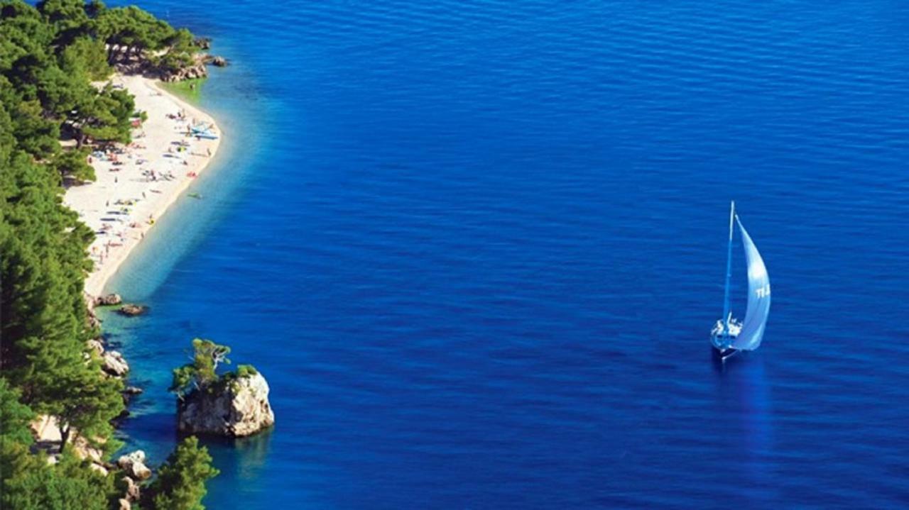 Holiday Home Aspalathos - With Free Parking, Near The Beach, A Few Minutes' Walking Distance To The Unesco Palace Split Exteriör bild